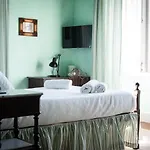 Rural Quinta Do Juncal Farm stay *